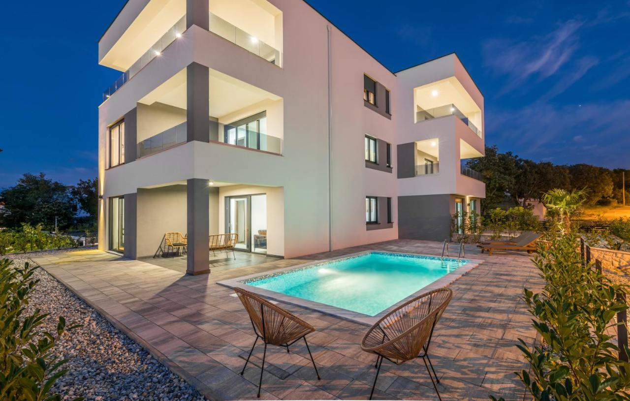 Vila Stemark Njivice Exterior foto