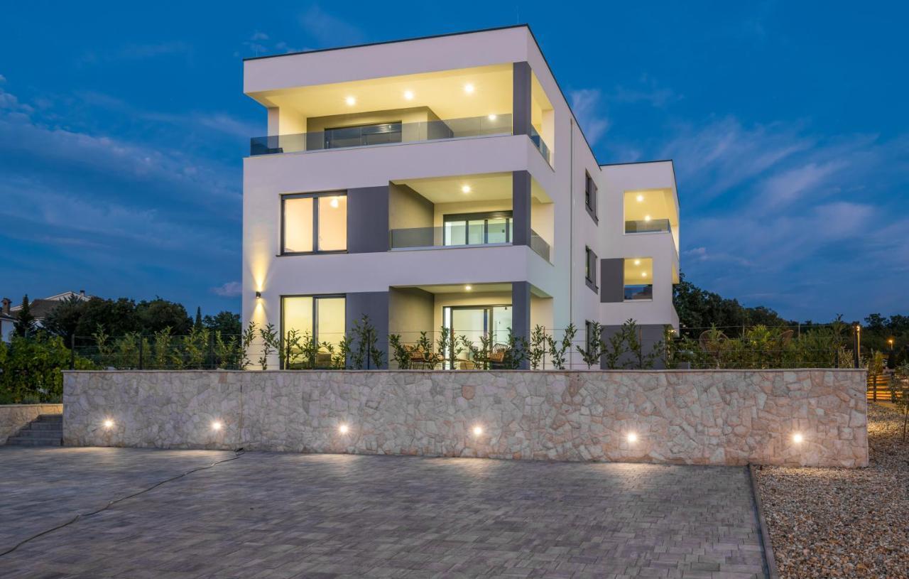 Vila Stemark Njivice Exterior foto